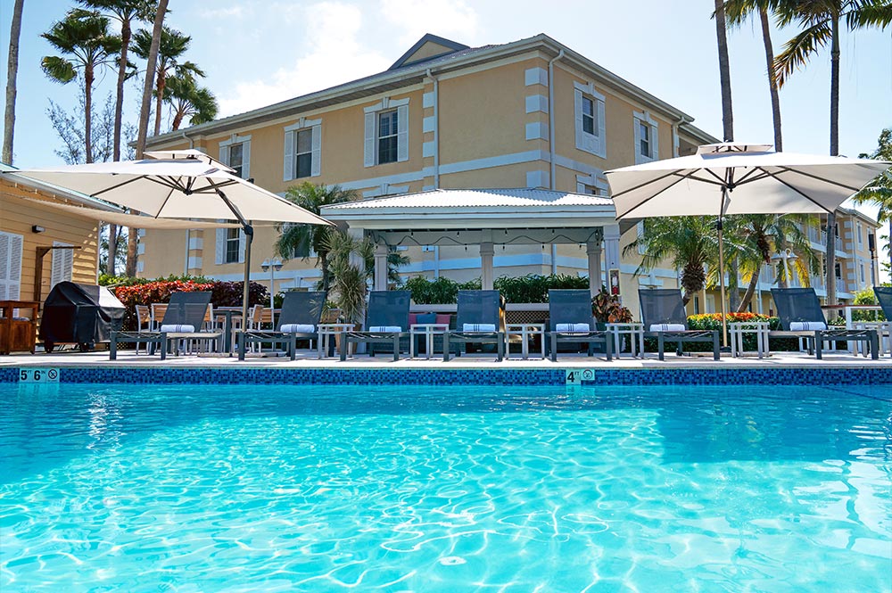 Sunshine Hotel & Suites